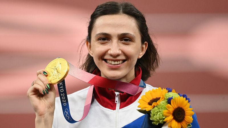 Мария Ласицкене подняла флаг России на Красной площади