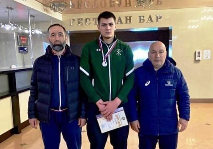 Четыре медали завоевали классики КБР на юниорском первенстве России