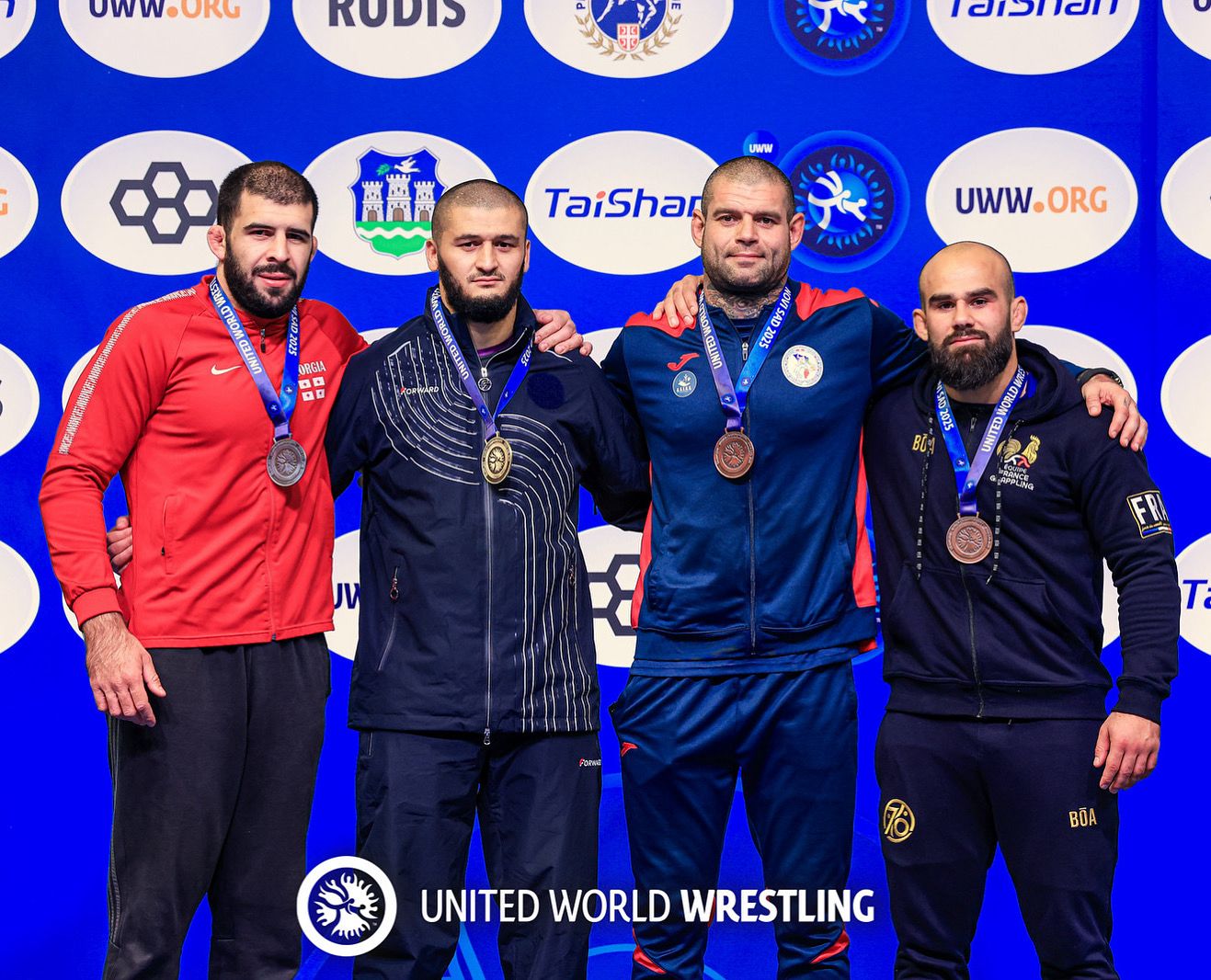 Греплеры КБР завоевали золото и серебро чемпионата мира в Сербии