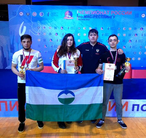 Мас-рестлеры КБР удачно выступили на чемпионате России