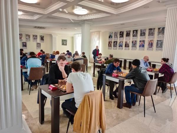 Блиц - турнир по шахматам, памяти Геннадия Петровича Андреева прошел в Нальчике
